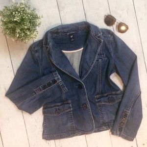 GAP Denim Jacket in EUC Size 8 (M)